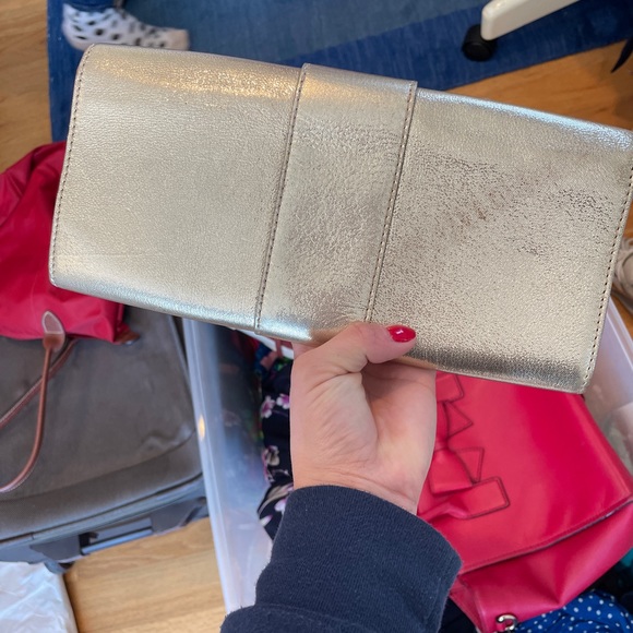 michael kors clutch - Picture 2 of 4